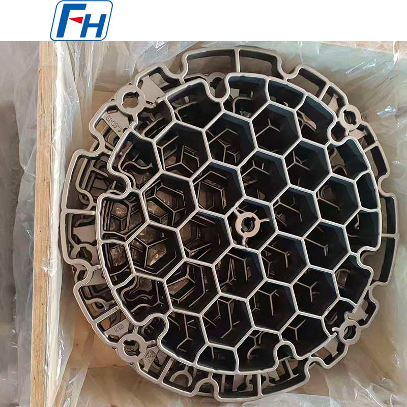 Opnå ensartet hårdhed i metaldele med FH® varmebehandlingsbakker